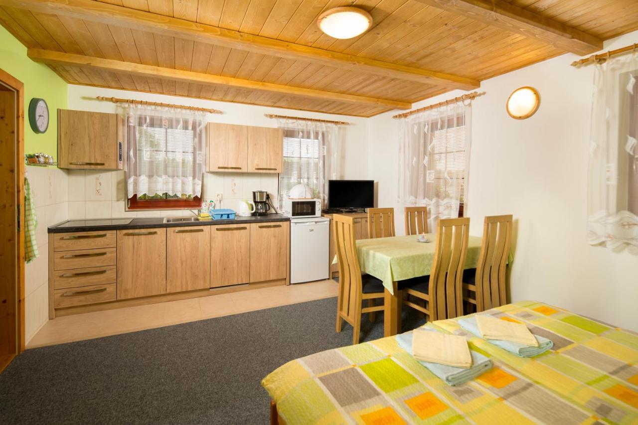 Ada Apartments Tarnóc Kültér fotó